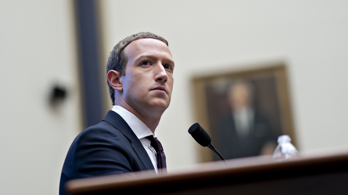 Cambridge Analytica: Facebook paga multa de 580 mil euros