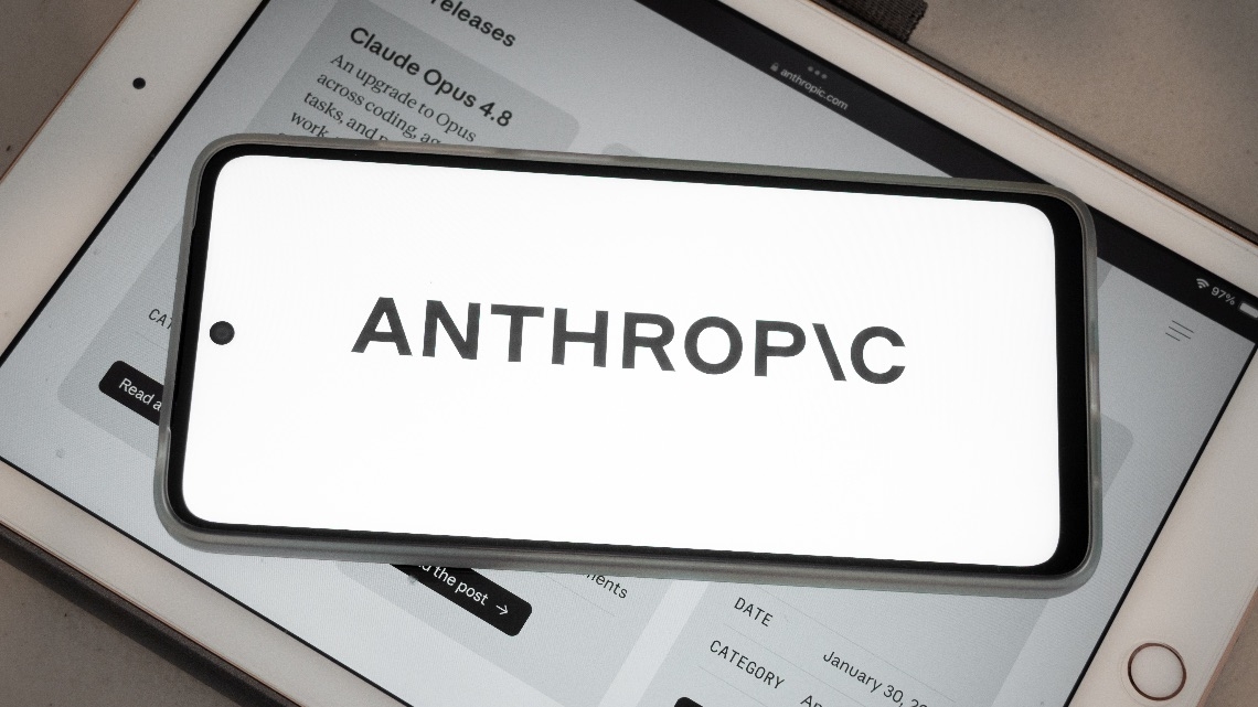“Temos de abrandar o ritmo”: CEO da Anthropic apela a abrandamento da IA