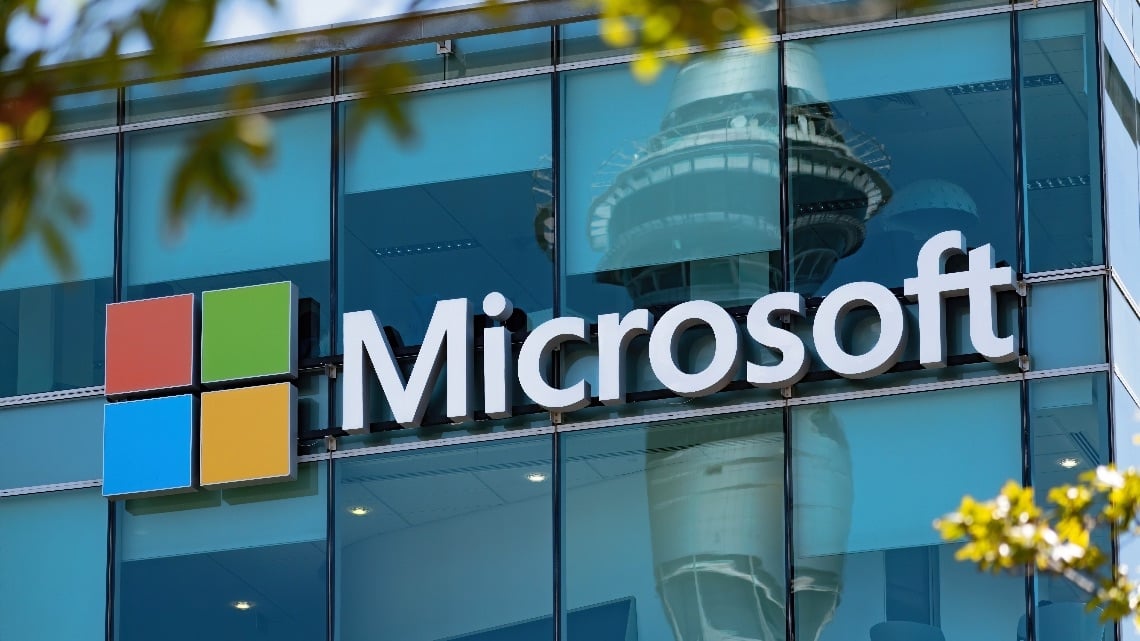 Microsoft corrige número recorde de 622 vulnerabilidades