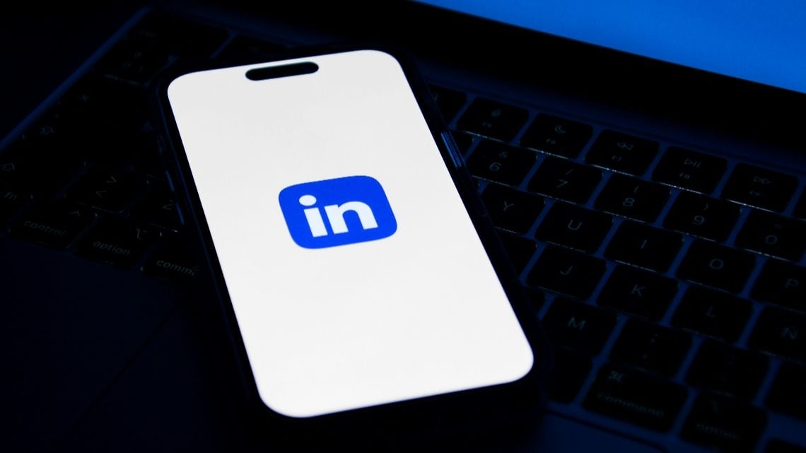 Campanha de phishing explora falsos comentários “oficiais” do LinkedIn