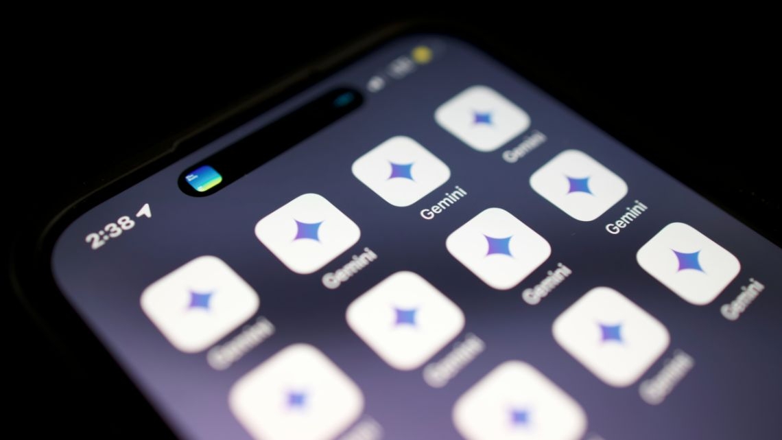 Falha no Chrome expõe câmara e microfone através do painel Gemini