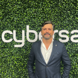 Automação: scripts, SOAR e Agentic AI