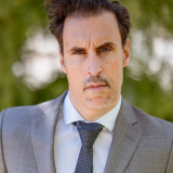 Ciberataques & IA: a dupla que desafia Empresas e Democracias