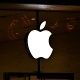 Campanhas de infostealers adaptam-se ao macOS e exploram o fator humano