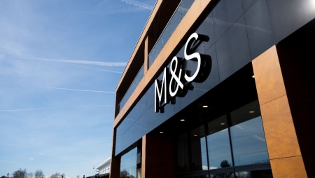 Marks & Spencer perde quase 390 milhões de libras após ciberataque