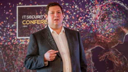 Devoteam: “O futuro da cibersegurança não é máquina contra máquina nem homem contra máquina; vai ser homem com máquina” (com vídeo)