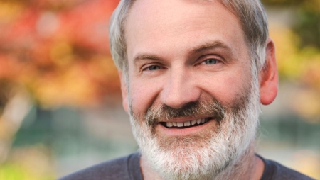 “A segurança de rede é geralmente a primeira linha de defesa porque tem a capacidade de remover muito tráfego malicioso”