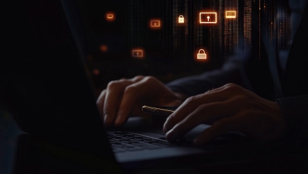 CISA alerta para exploração ativa de falha no SharePoint