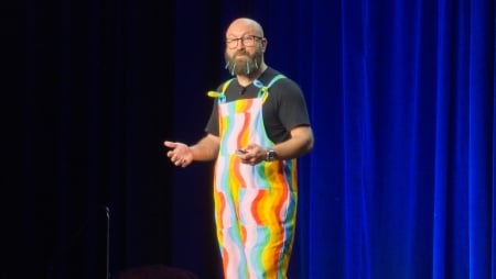 AWS: “à medida que a IA generativa é embebida na organização, precisamos de controlos de segurança em todo o stack de tecnologia”