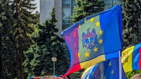 Rússia estará a interferir em referendo e eleição