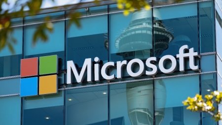 Microsoft corrige número recorde de 622 vulnerabilidades
