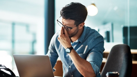 Ciberataques afetam saúde mental dos trabalhadores em 81% das empresas