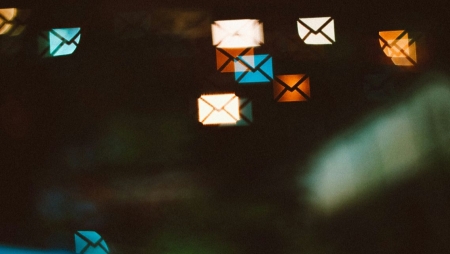 Novas campanhas de phishing exploram QR codes e plataformas colaborativas