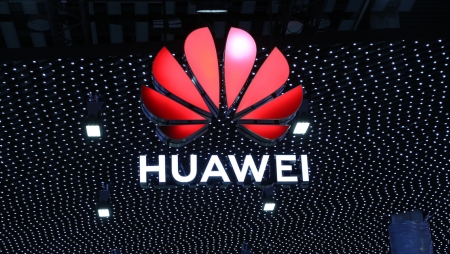 5G. Huawei aprovada com limitações pelo governo britânico