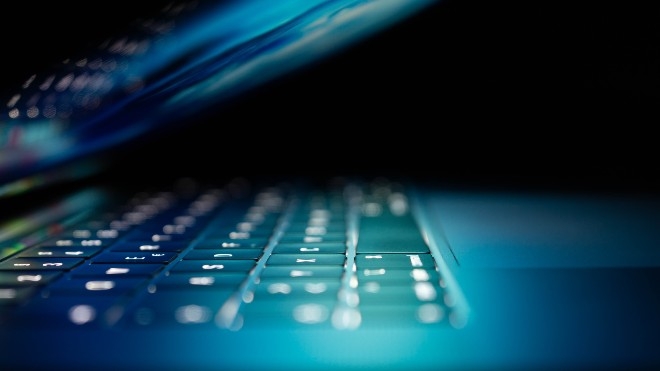 34 grupos de cibercriminosos russos roubaram mais de 50 milhões de palavras-passe este ano