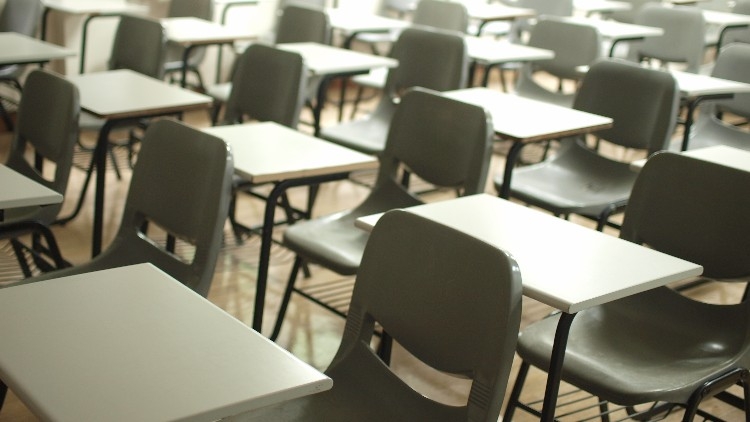 Mais de metade das instituições de ensino sofreram ataques em 2021