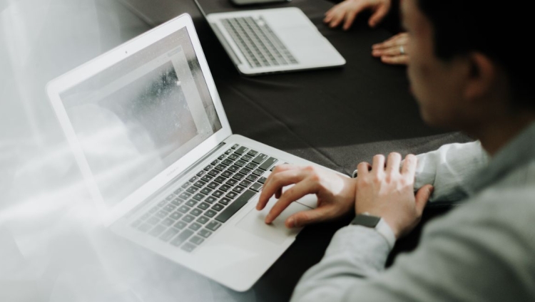 Cibercriminosos da Coreia do Norte atacam utilizadores de MacOS