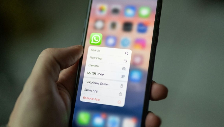 Contas de WhatsApp roubadas espalham malware entre contactos